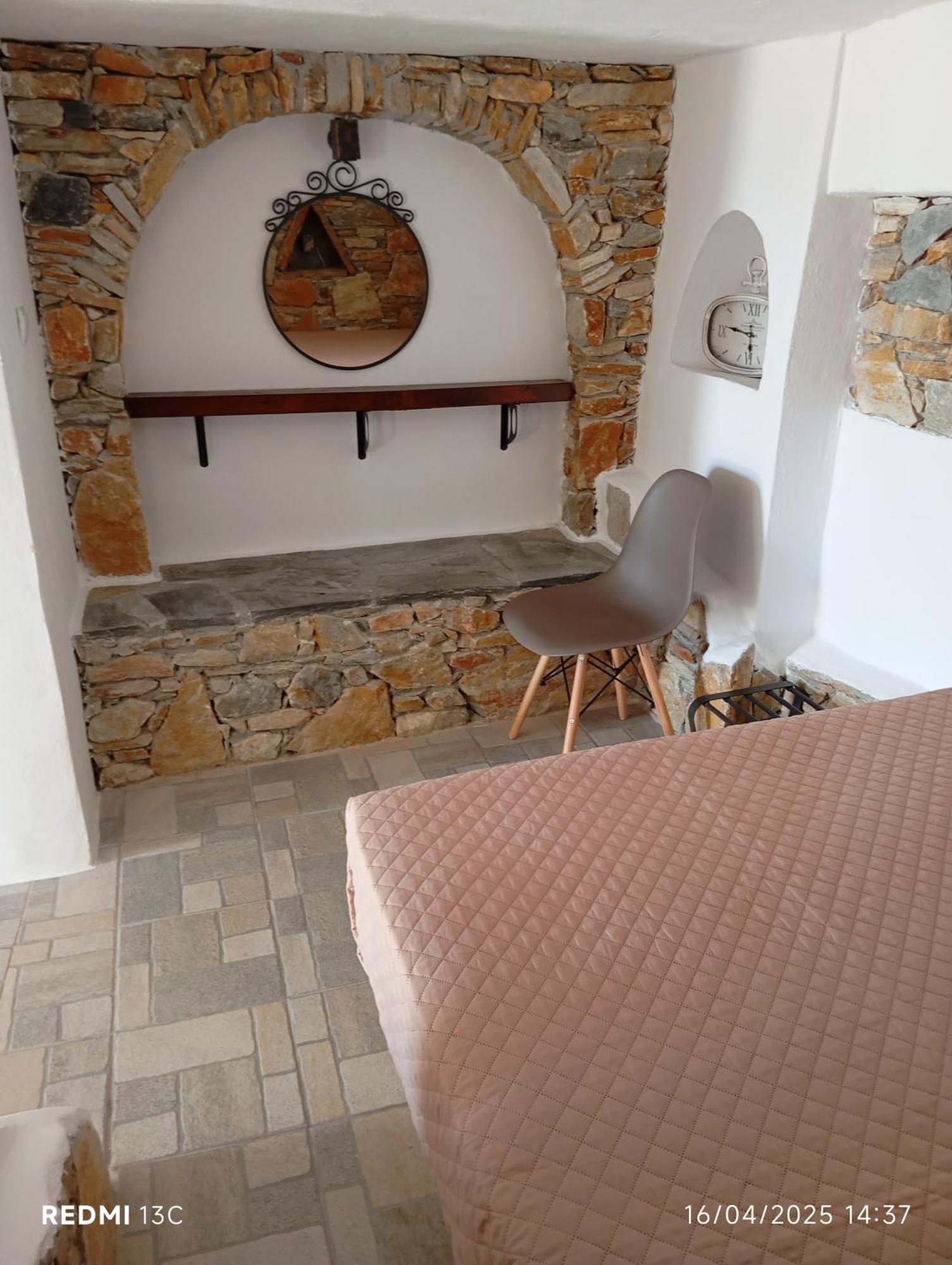 Apartmán Lucas B Panorama Alopronia Exteriér fotografie